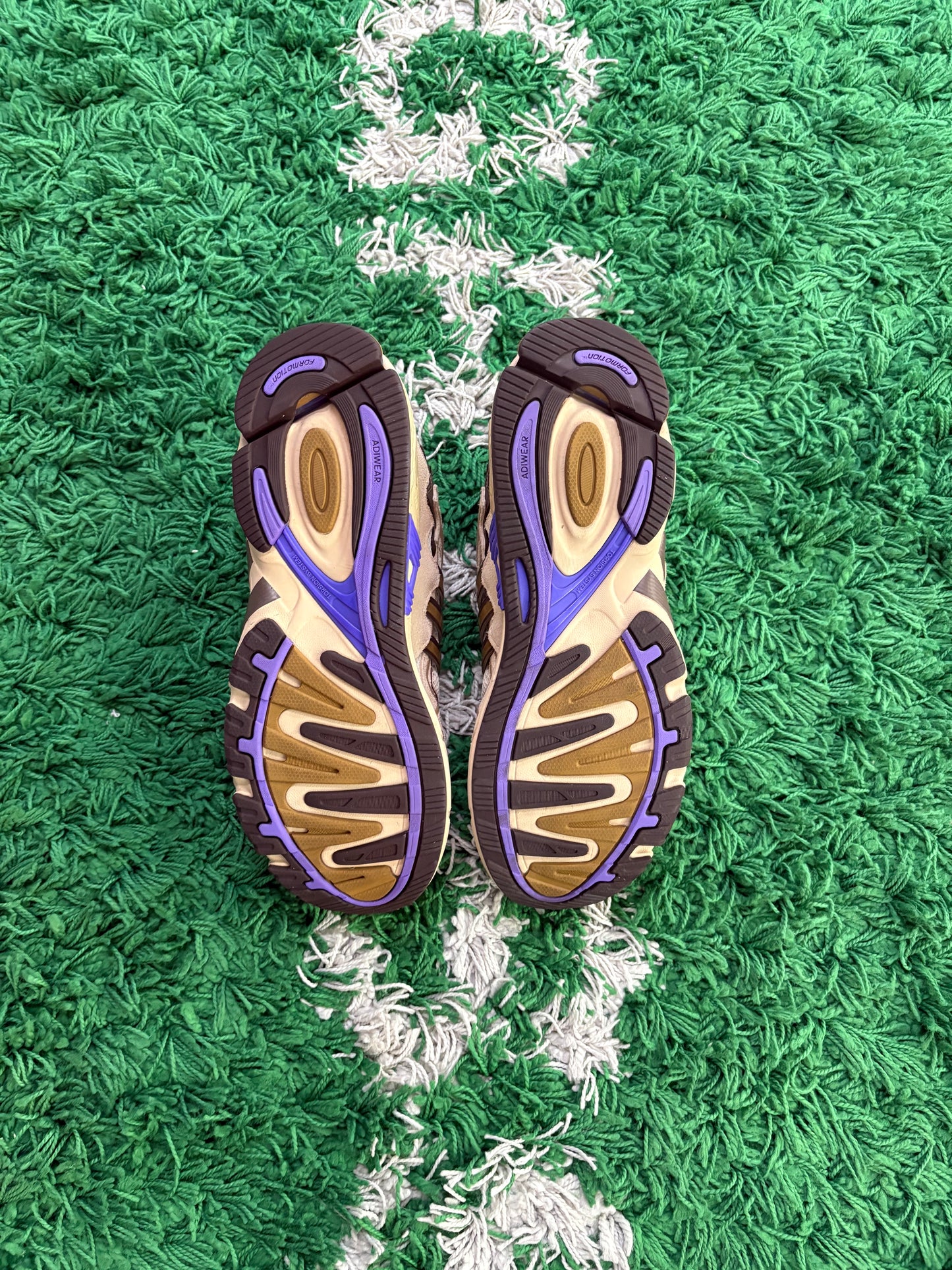 Bad Bunny Adidas Response CL “Paso Fino”