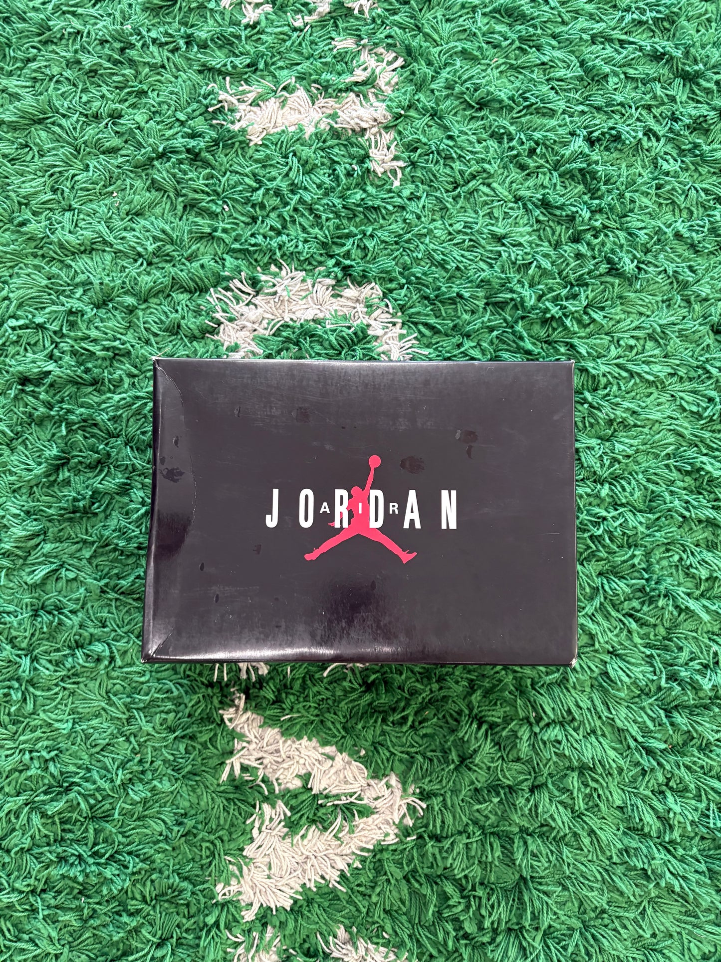 Jordan Retro 11 “Legend Blue”