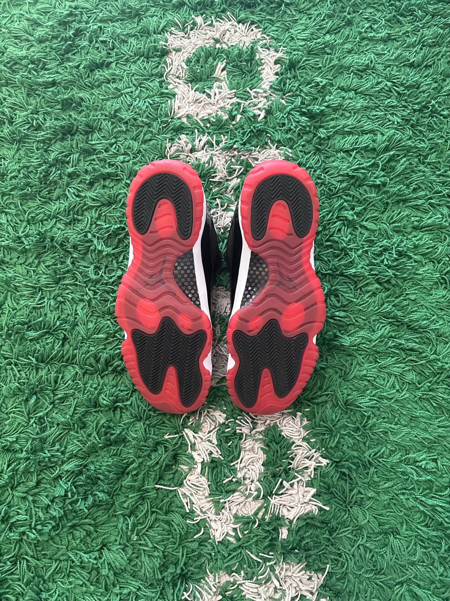 Jordan Retro 11 Low “Bred”