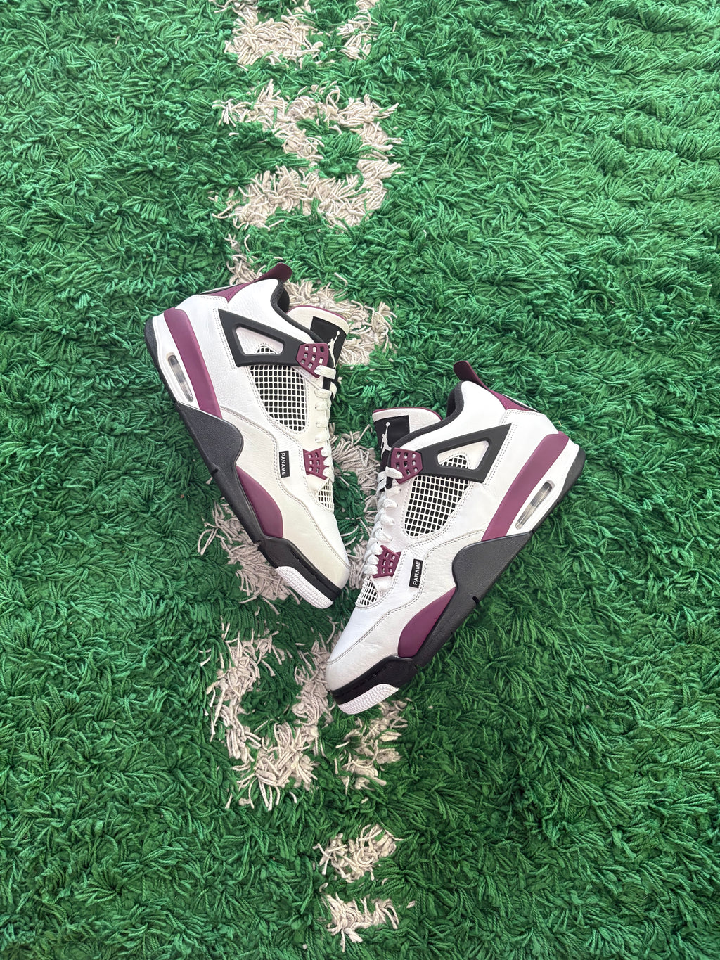 Jordan Retro 4 “PSG”
