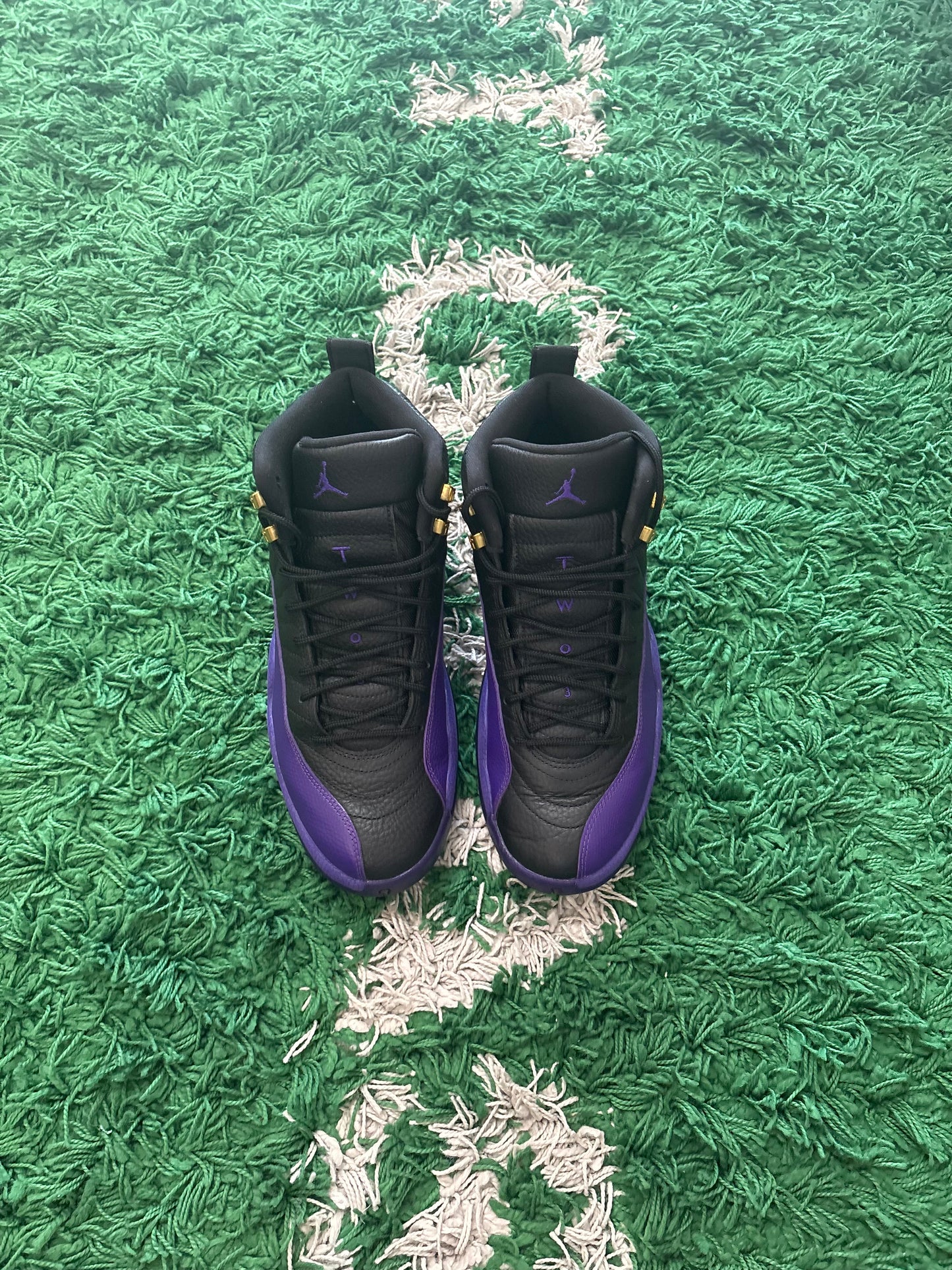Jordan Retro 12 “Field Purple”