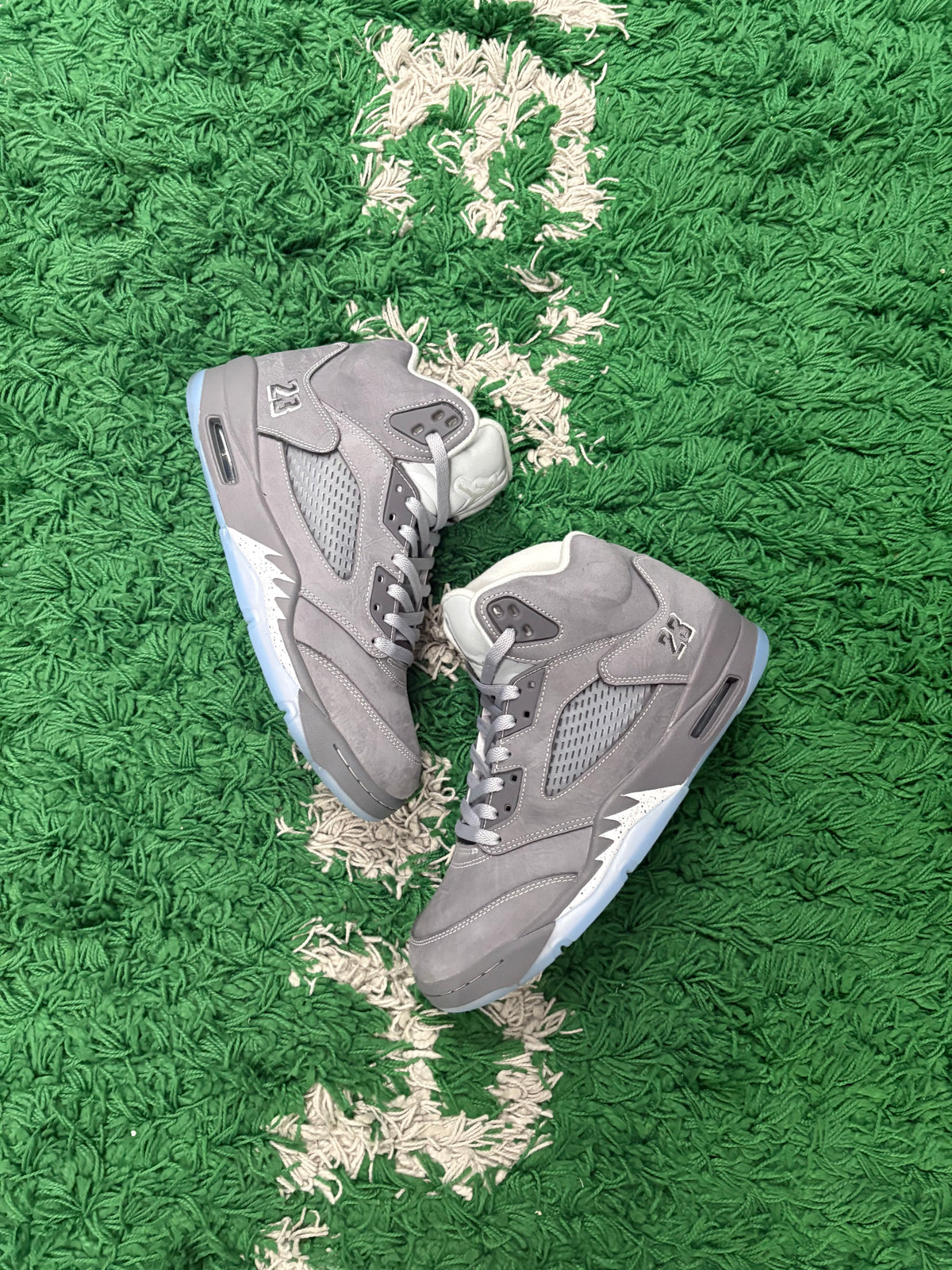 Jordan Retro 5 “Wolf Grey”