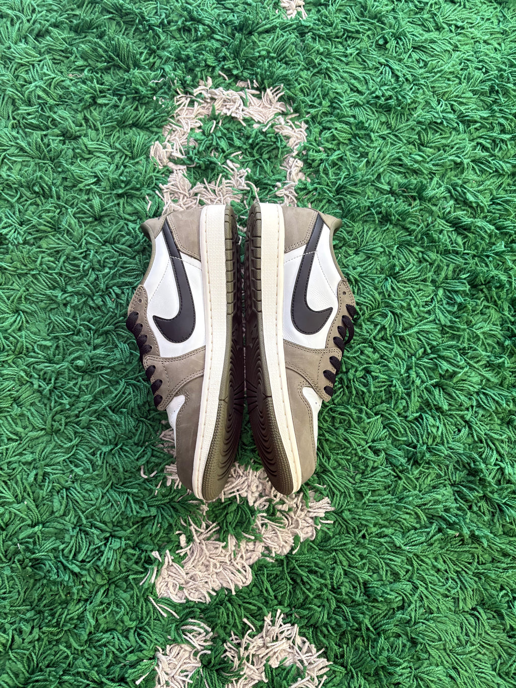Jordan Retro 1 Low OG “Olive”