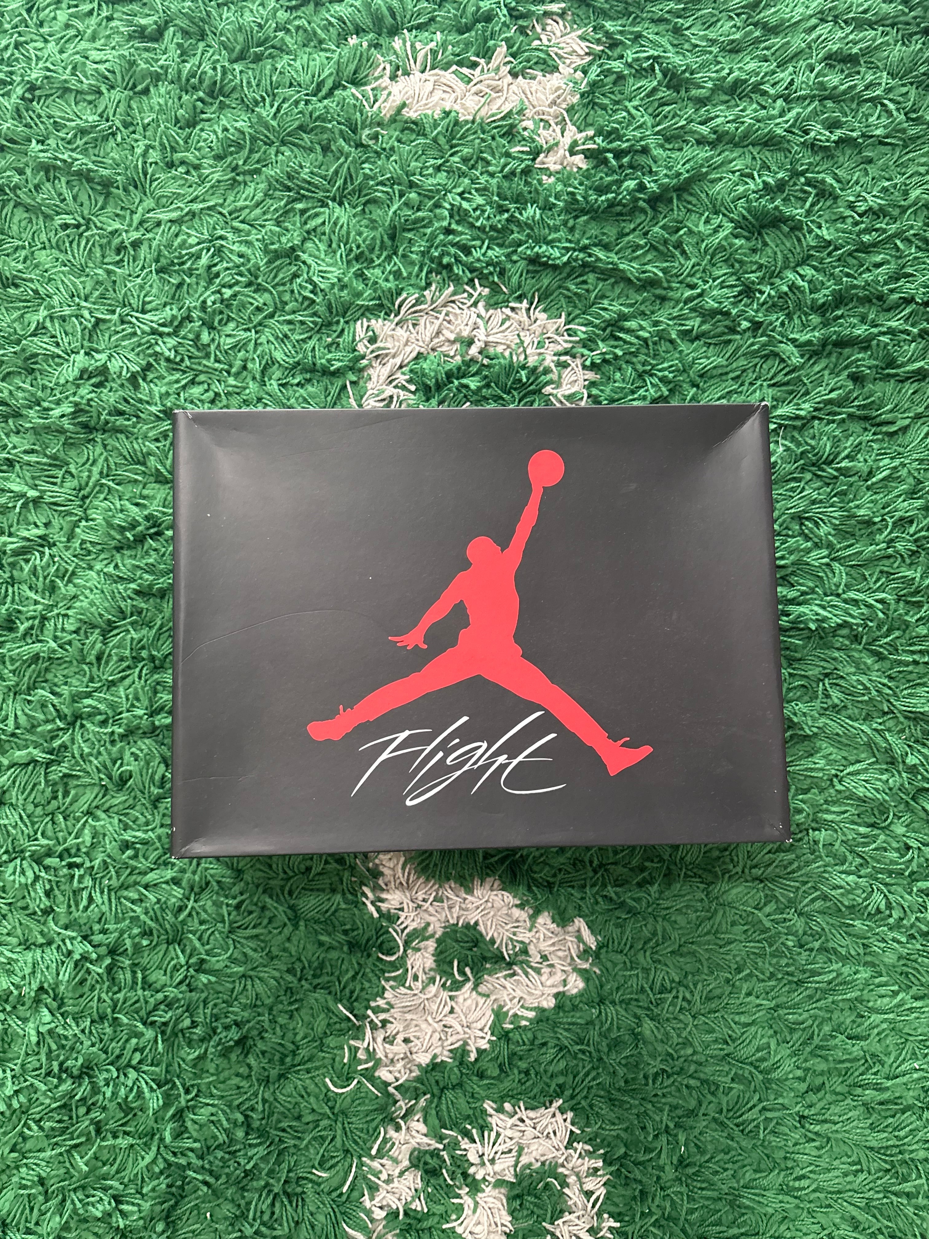 Jordan Retro 4 “White Cement” 2025