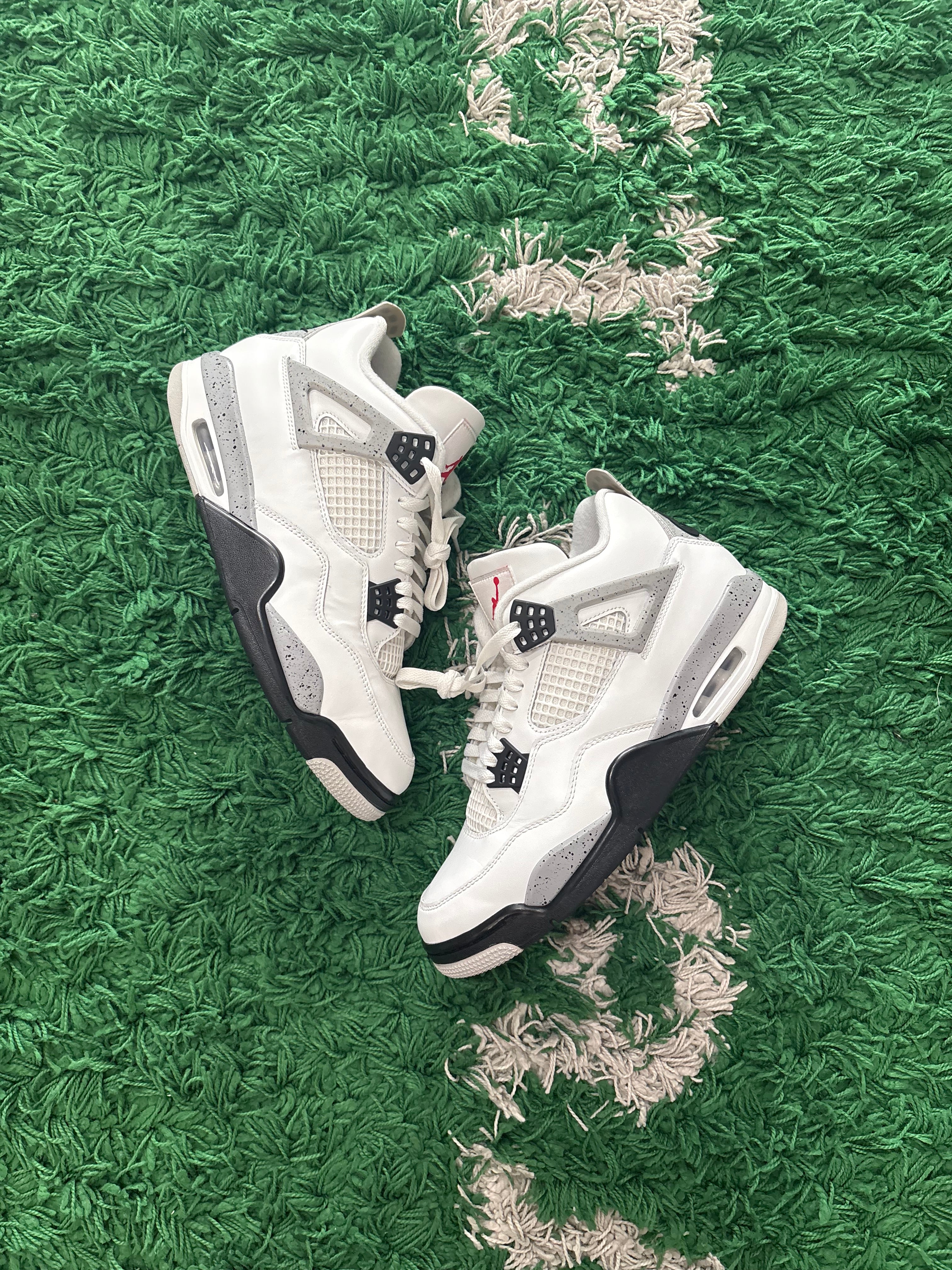 Jordan Retro 4 “White Cement” 2025