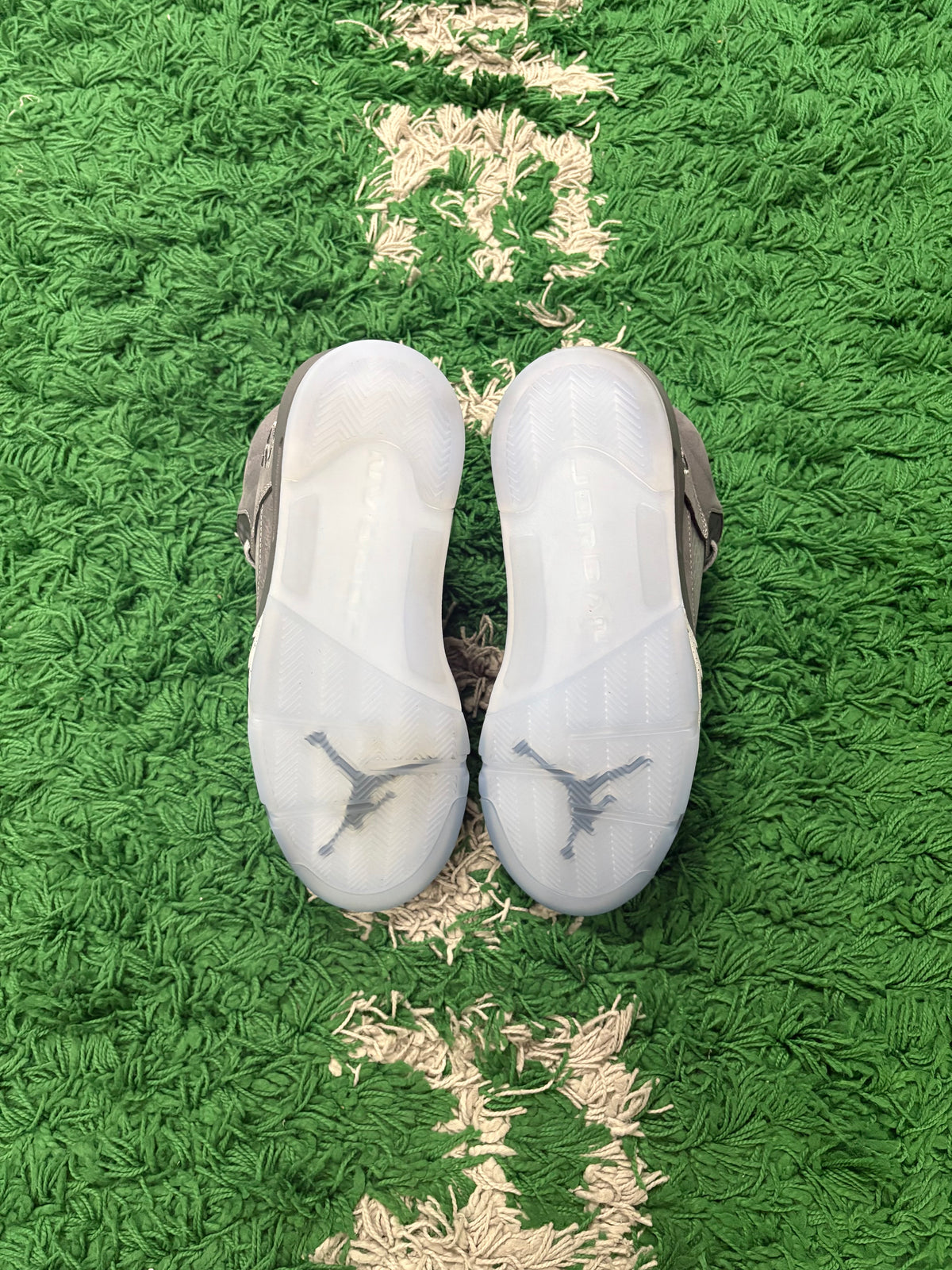 Jordan Retro 5 “Wolf Grey”