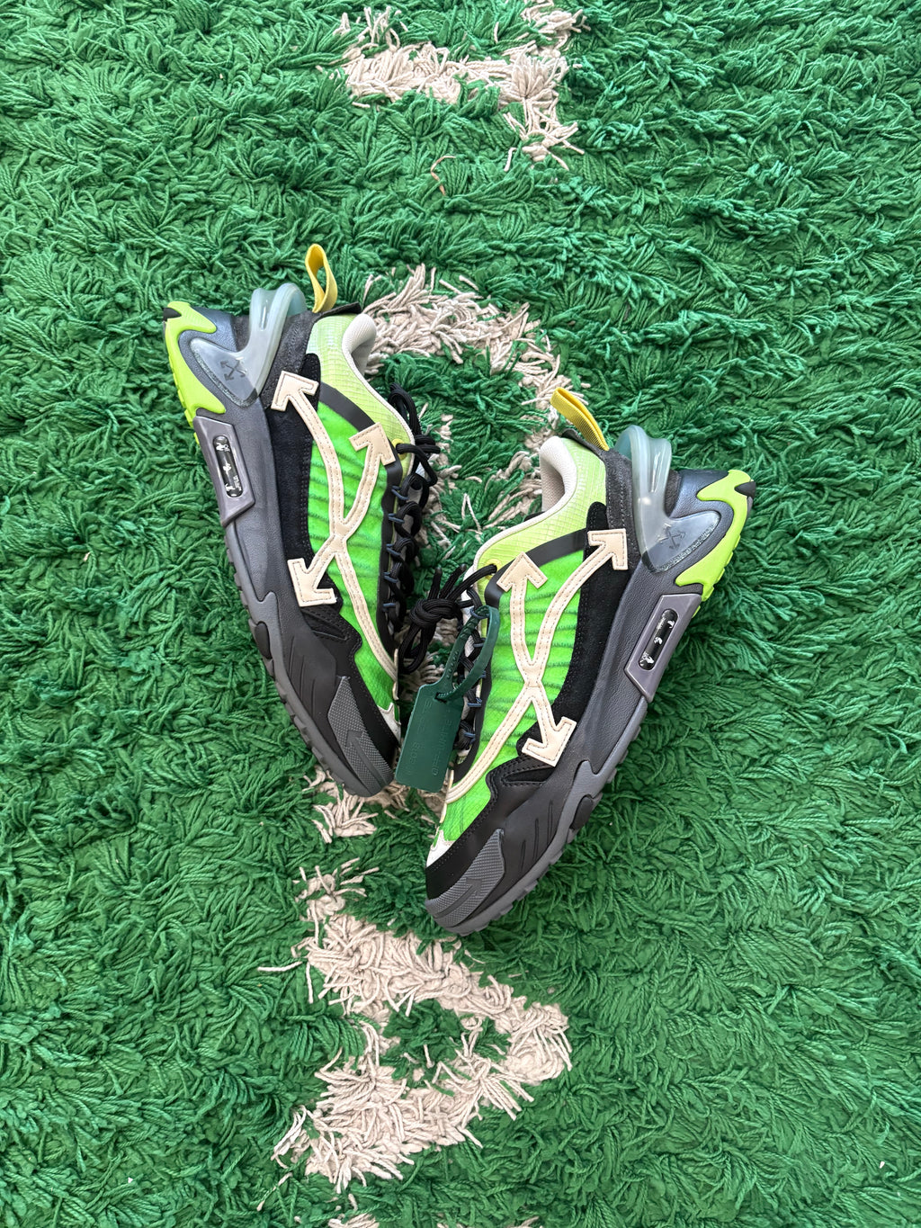 Off White Odsy-2000 “Green”