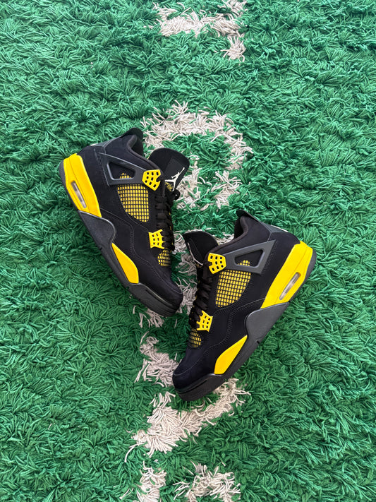 Jordan Retro 4 “Thunder”