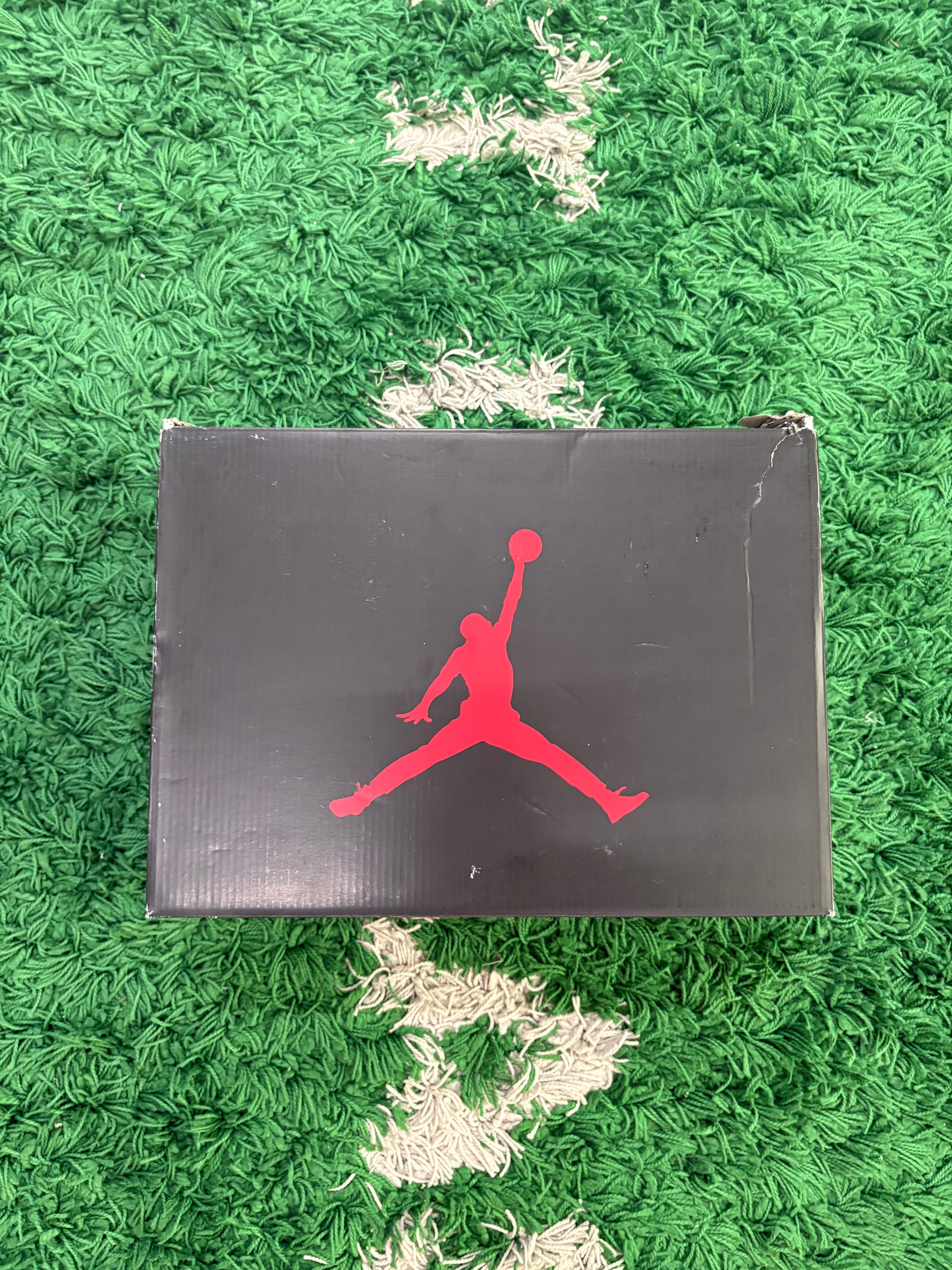 Jordan Retro 5 “Black Metallic Reimagined”