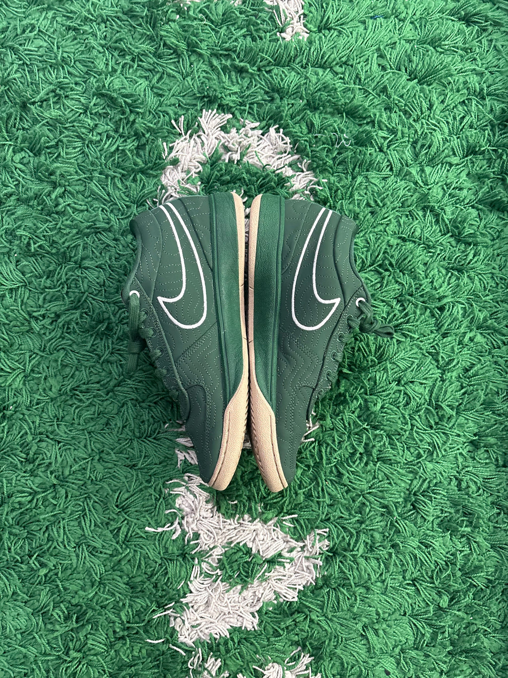 Nike Book 1 “flagstaff”