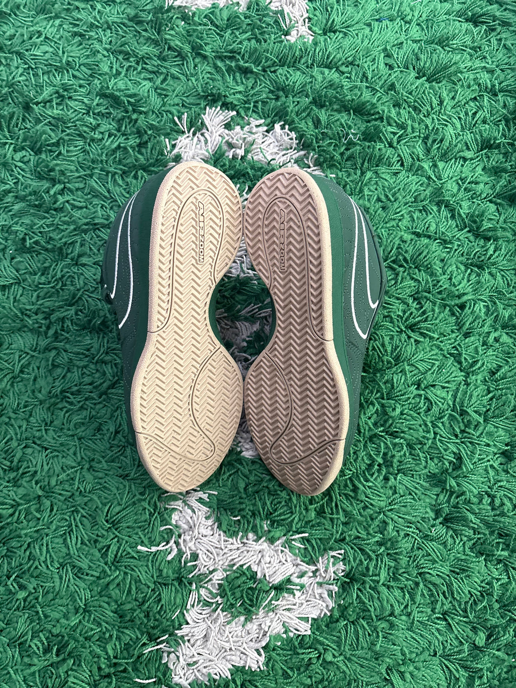 Nike Book 1 “flagstaff”