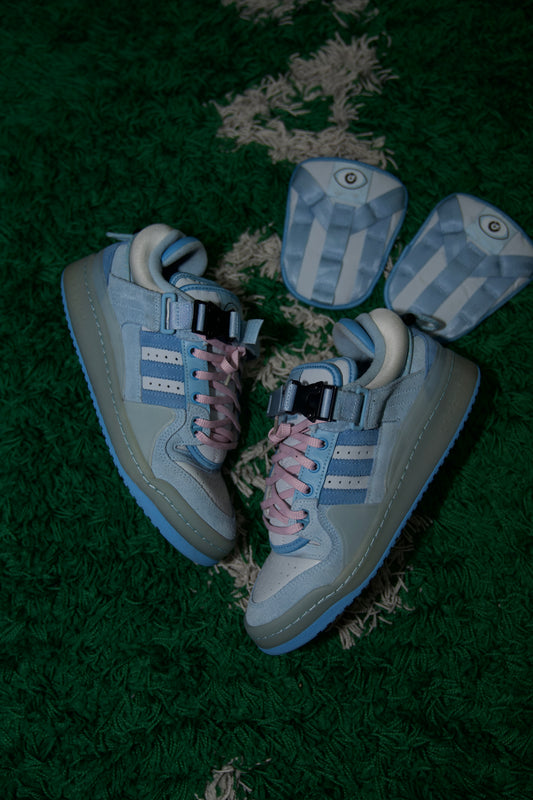 Bad Bunny Forum (Blue Tint)