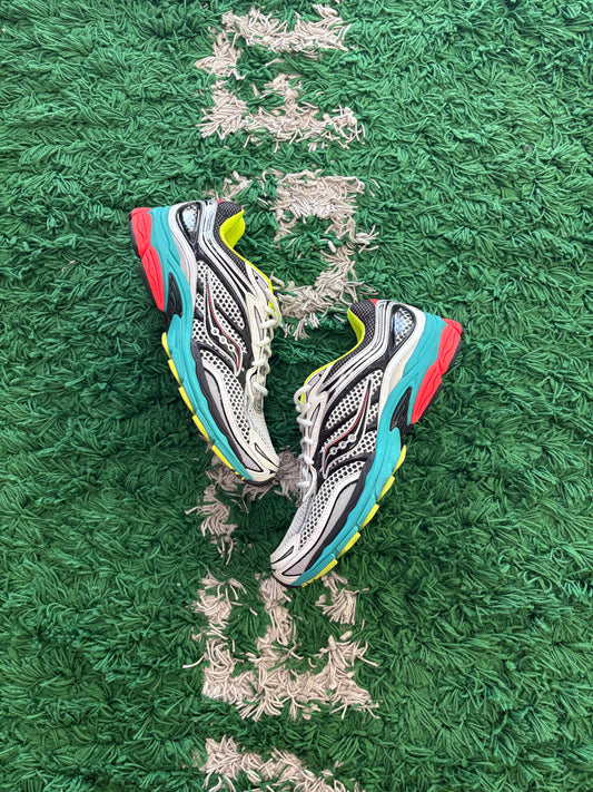 Saucony Progrid Omni 9 “Silver Mutant”