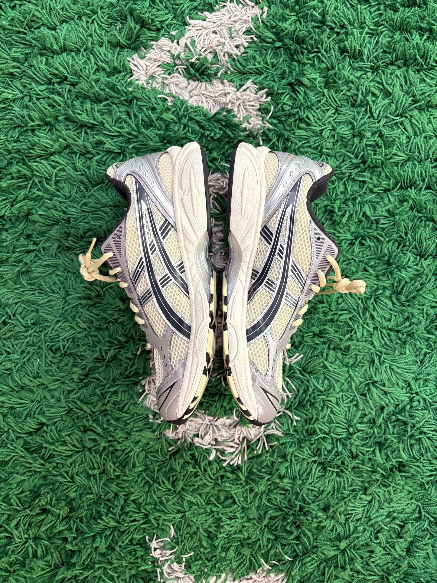 Asics Gel Kayano 14 “Oyster White Steeple Grey”