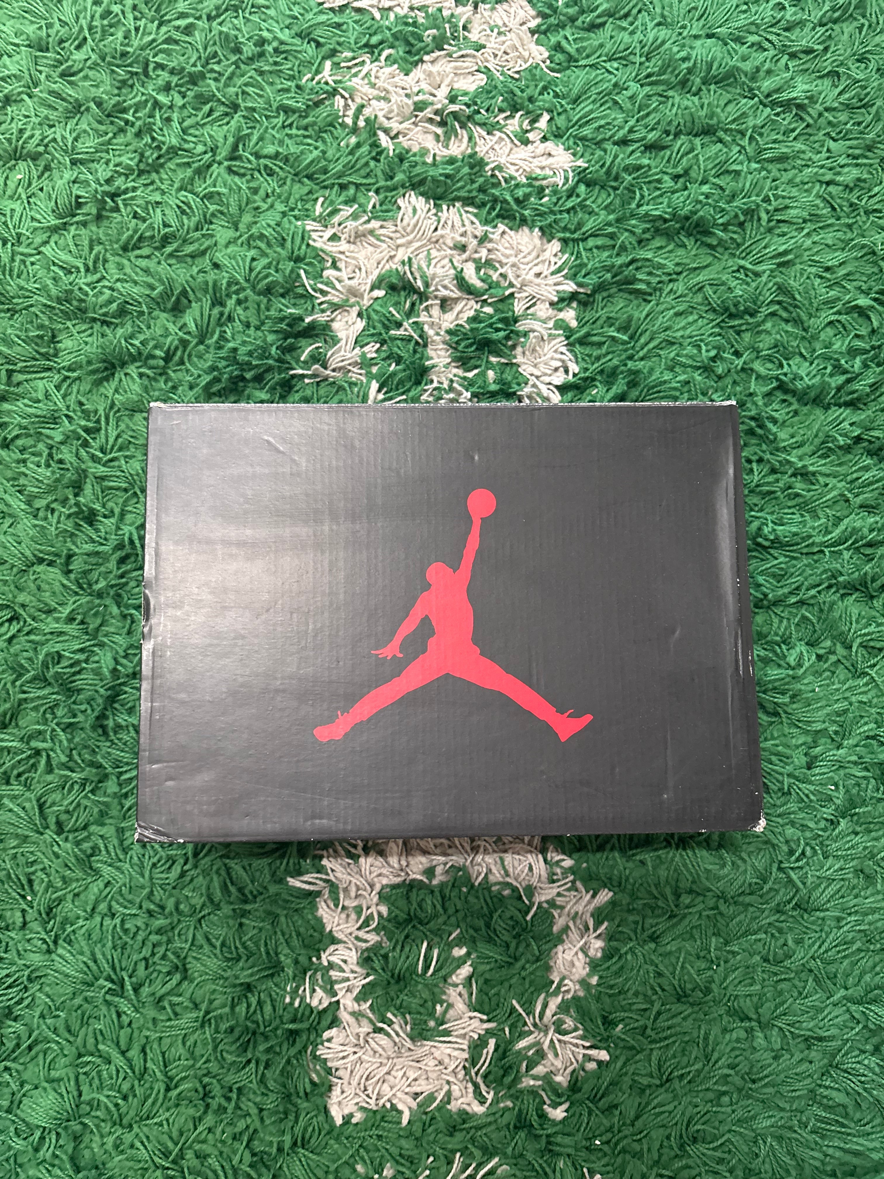 Jordan Retro 5 “Fire Red”