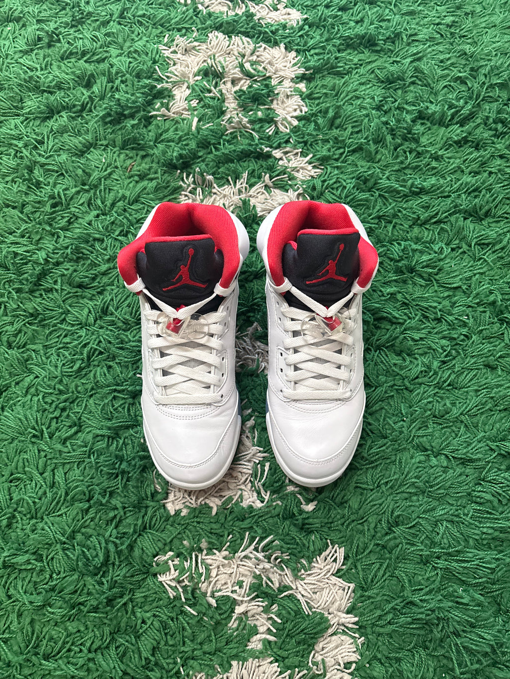 Jordan Retro 5 “Fire Red”