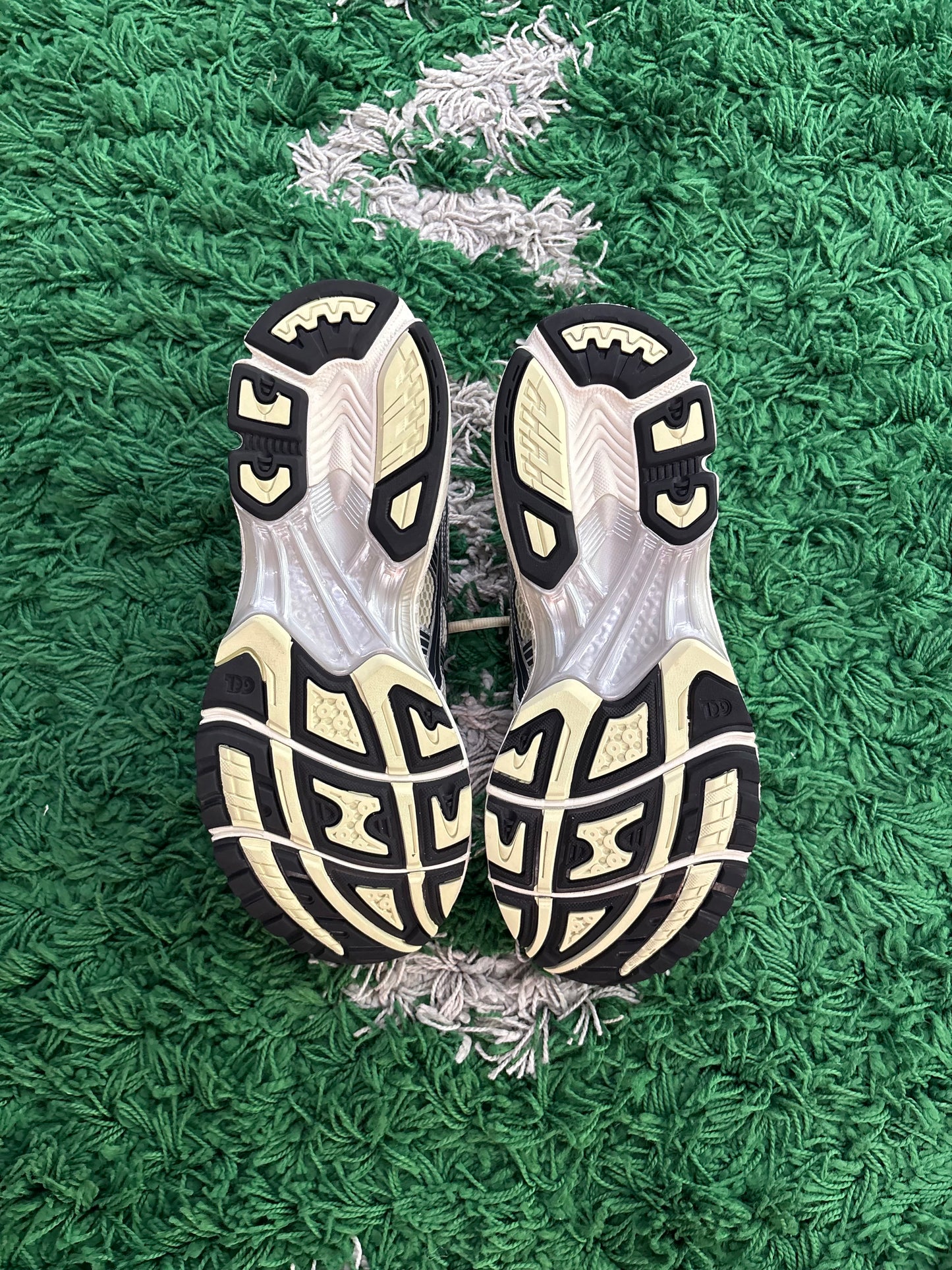 Asics Gel Kayano 14 “Oyster White Steeple Grey”