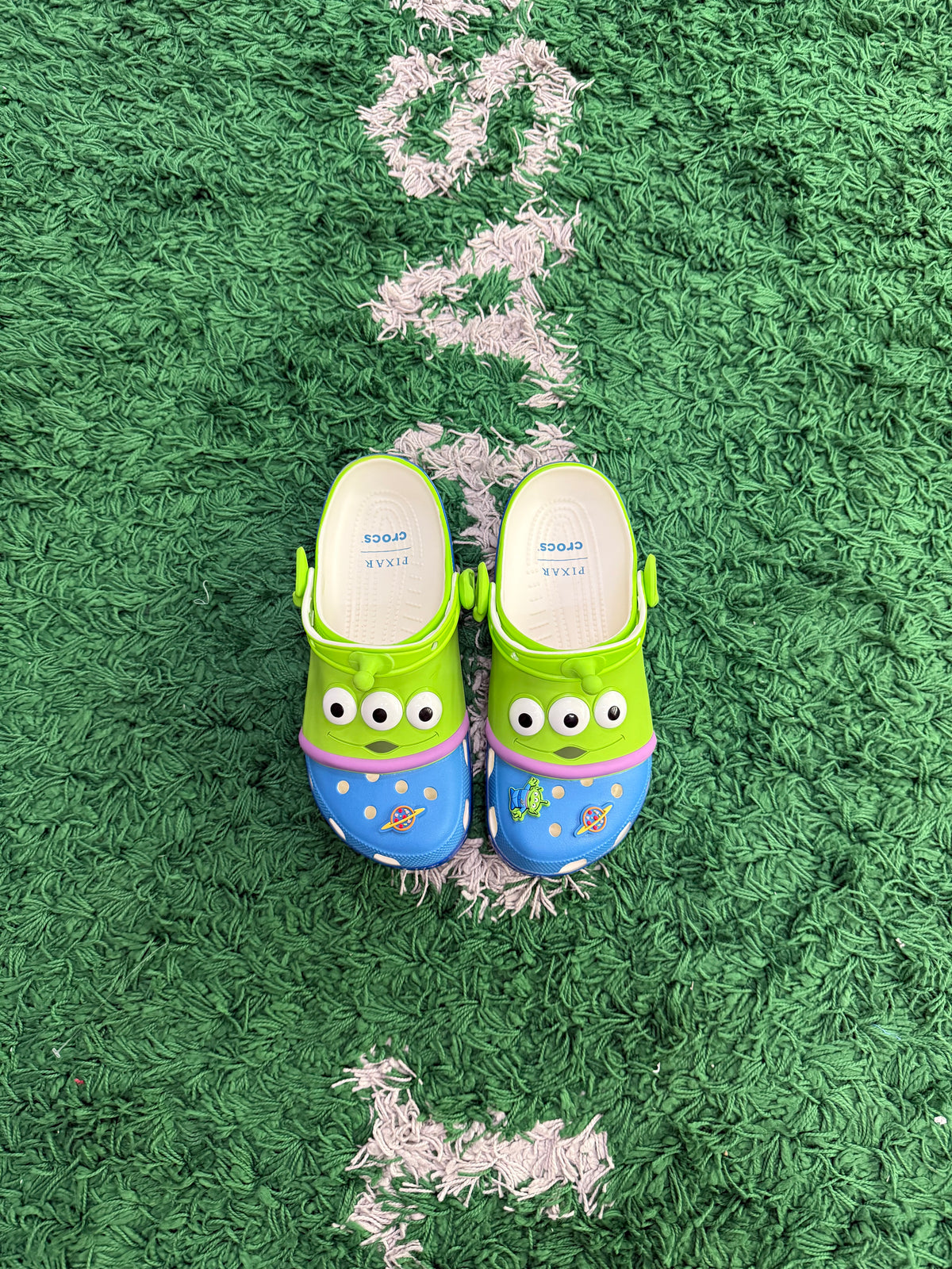 Crocs Classic Clog “Disney Pixars Toy Story Alien”