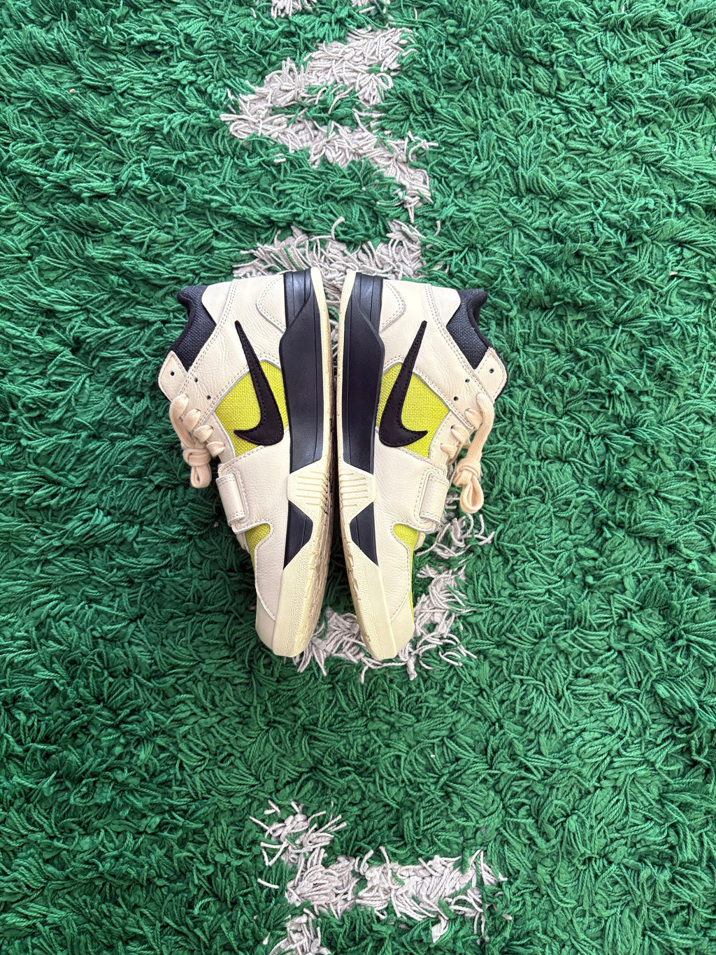 Travis Scott Jumpman Jack TR “Bright Cactus”