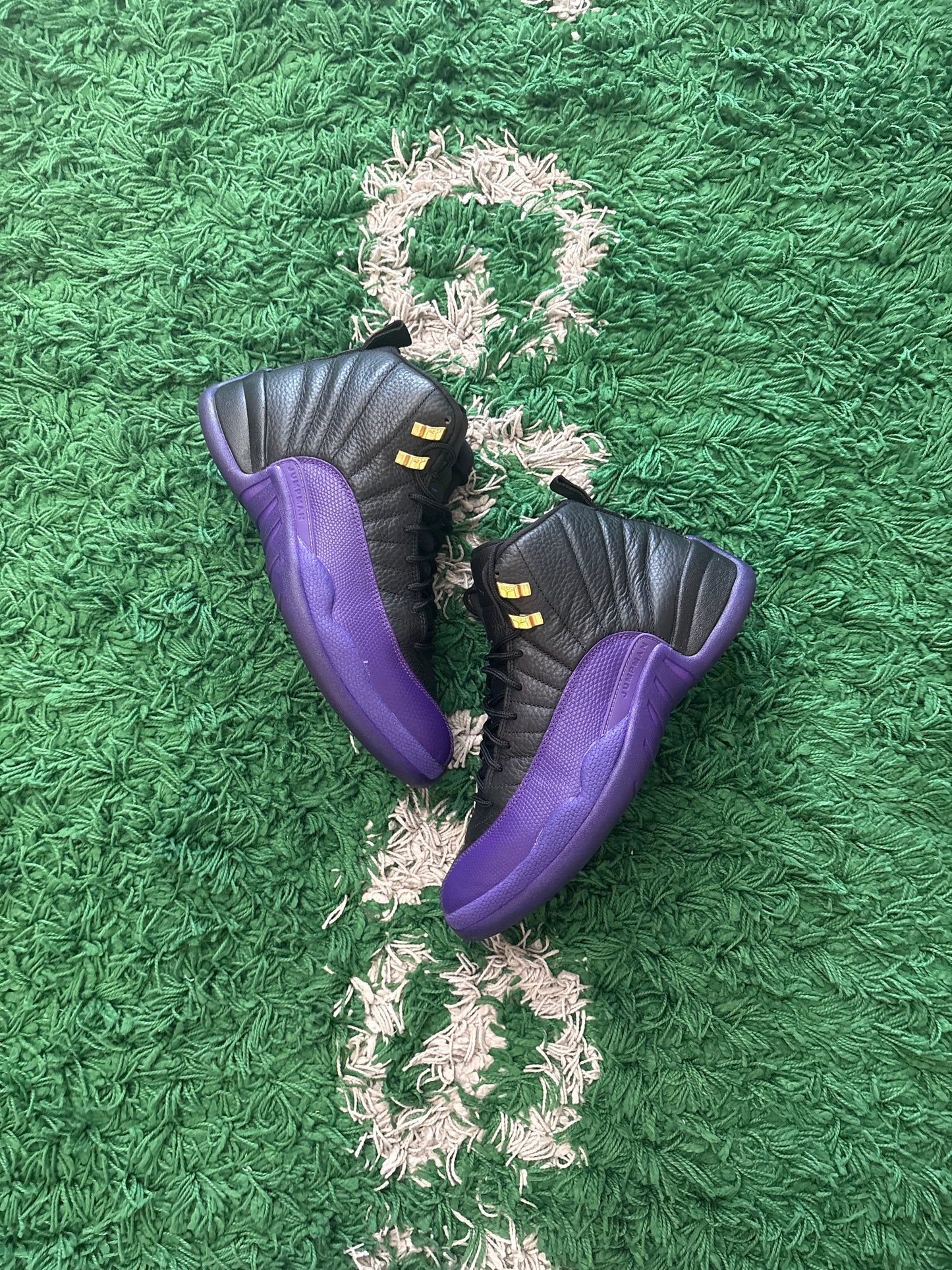 Jordan Retro 12 “Field Purple”