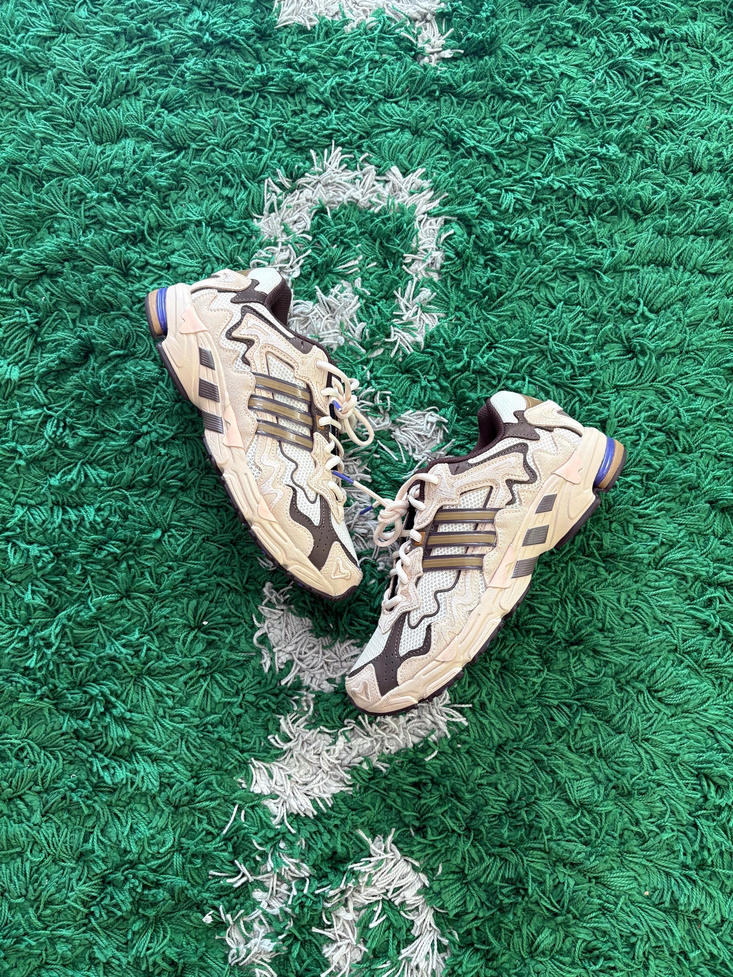 Adidas Bad Bunny Response CL “Paso Fino”