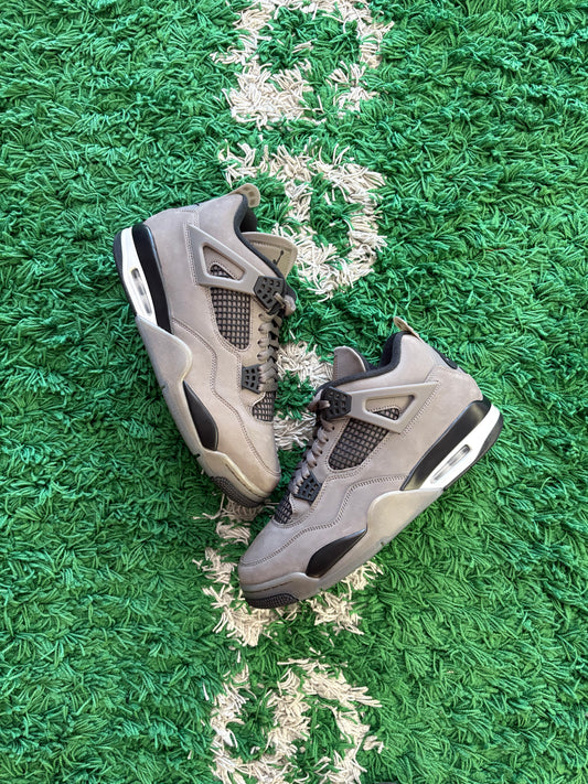 Jordan Retro 4 “Cave Stone”