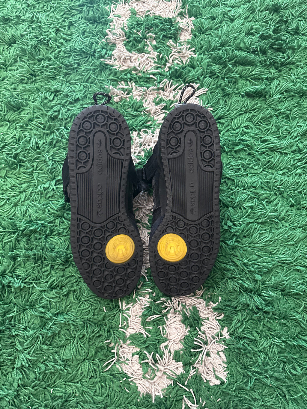 Adidas Bad Bunny Forum “Back To School”