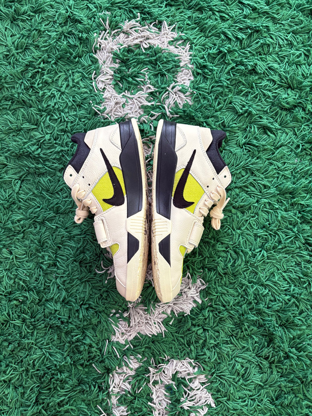 Travis Scott Jumpman Jack “Bright”