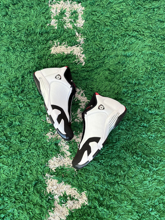 Jordan Retro 14 “Black Toe”