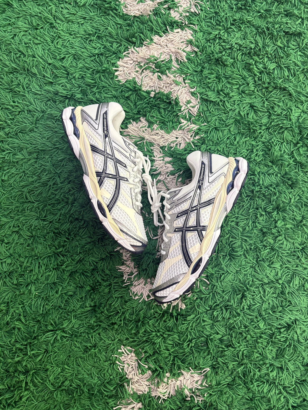 Asics Gel Cumulus 16 “White Midnight”