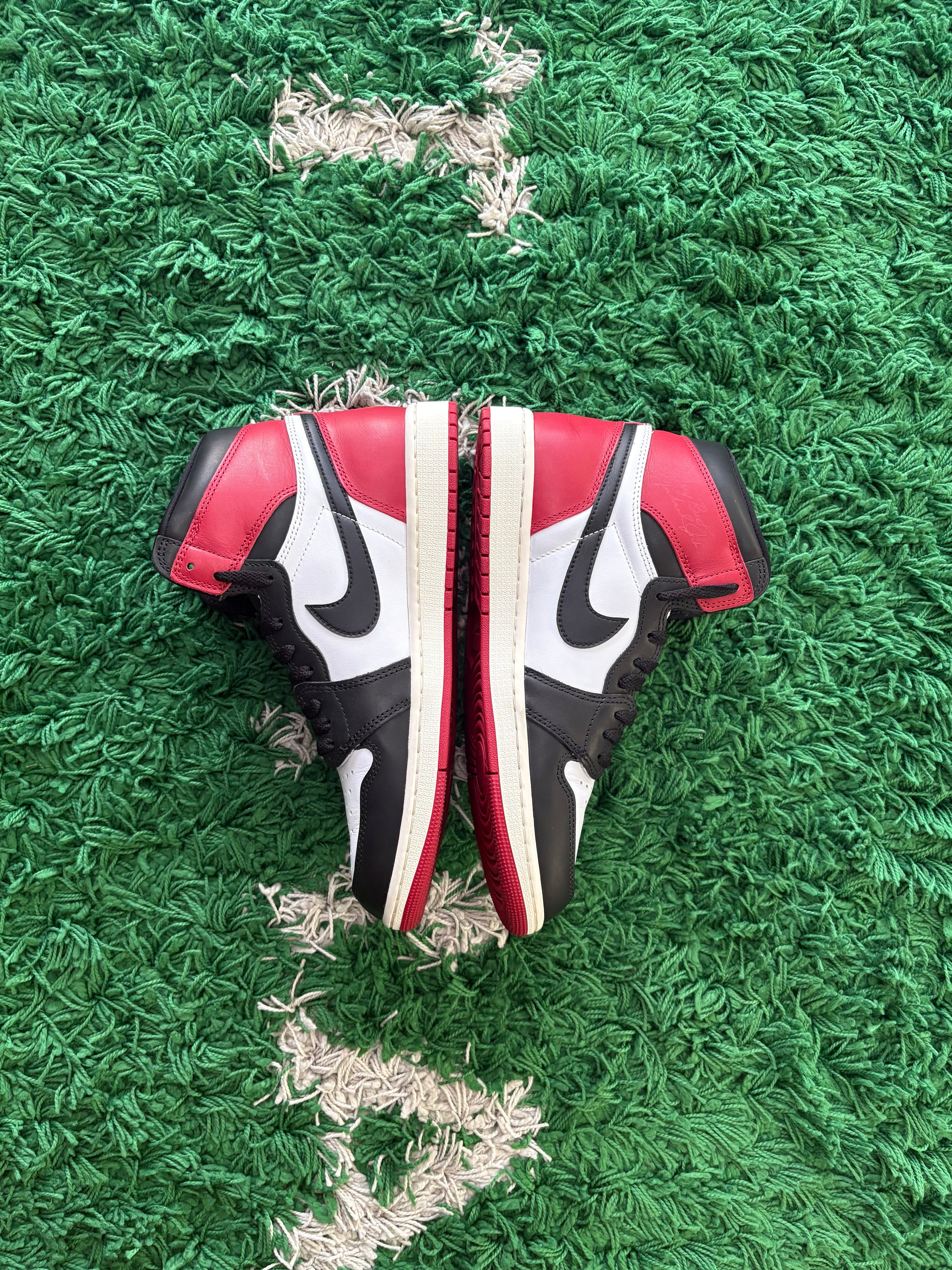 Jordan Retro 1 High “Black Toe Reimagined”