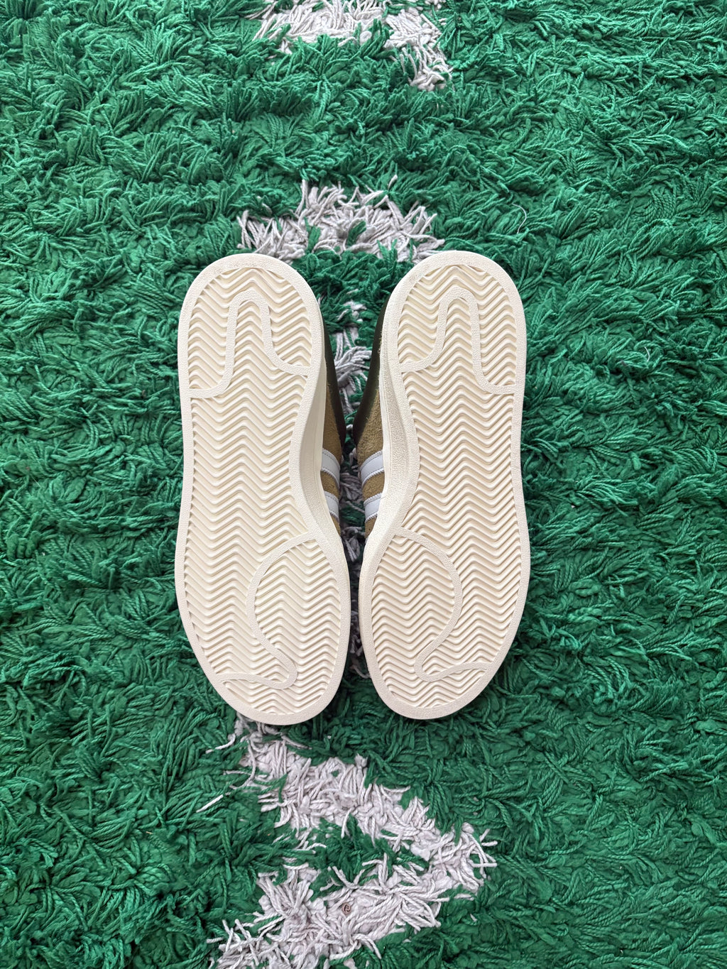 Adidas Bad Bunny Campus “Wild Moss”
