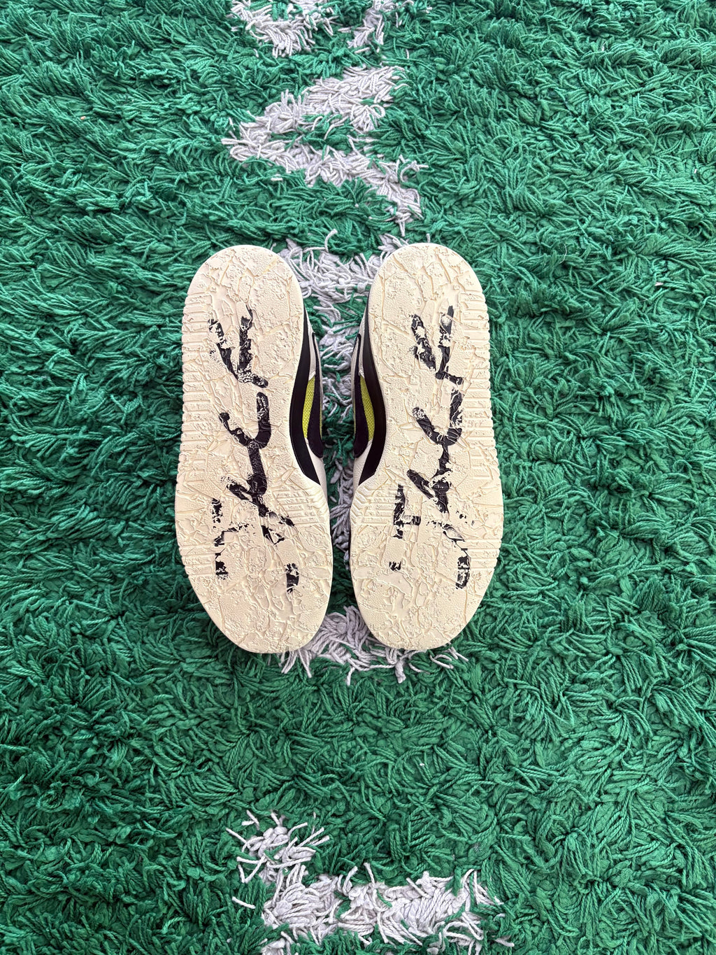 Travis Scott Jumpman Jack TR “Bright Cactus”