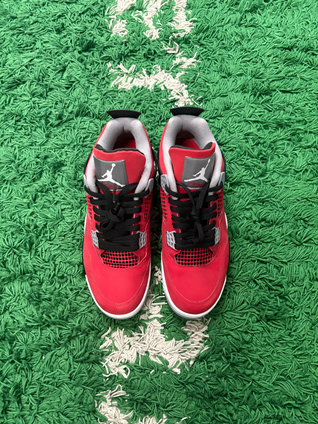 Jordan Retro 4 “Toro Bravo”