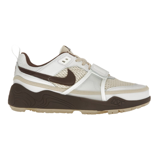 Travis Scott Zoom Field Jaxx “Light Chocolate”