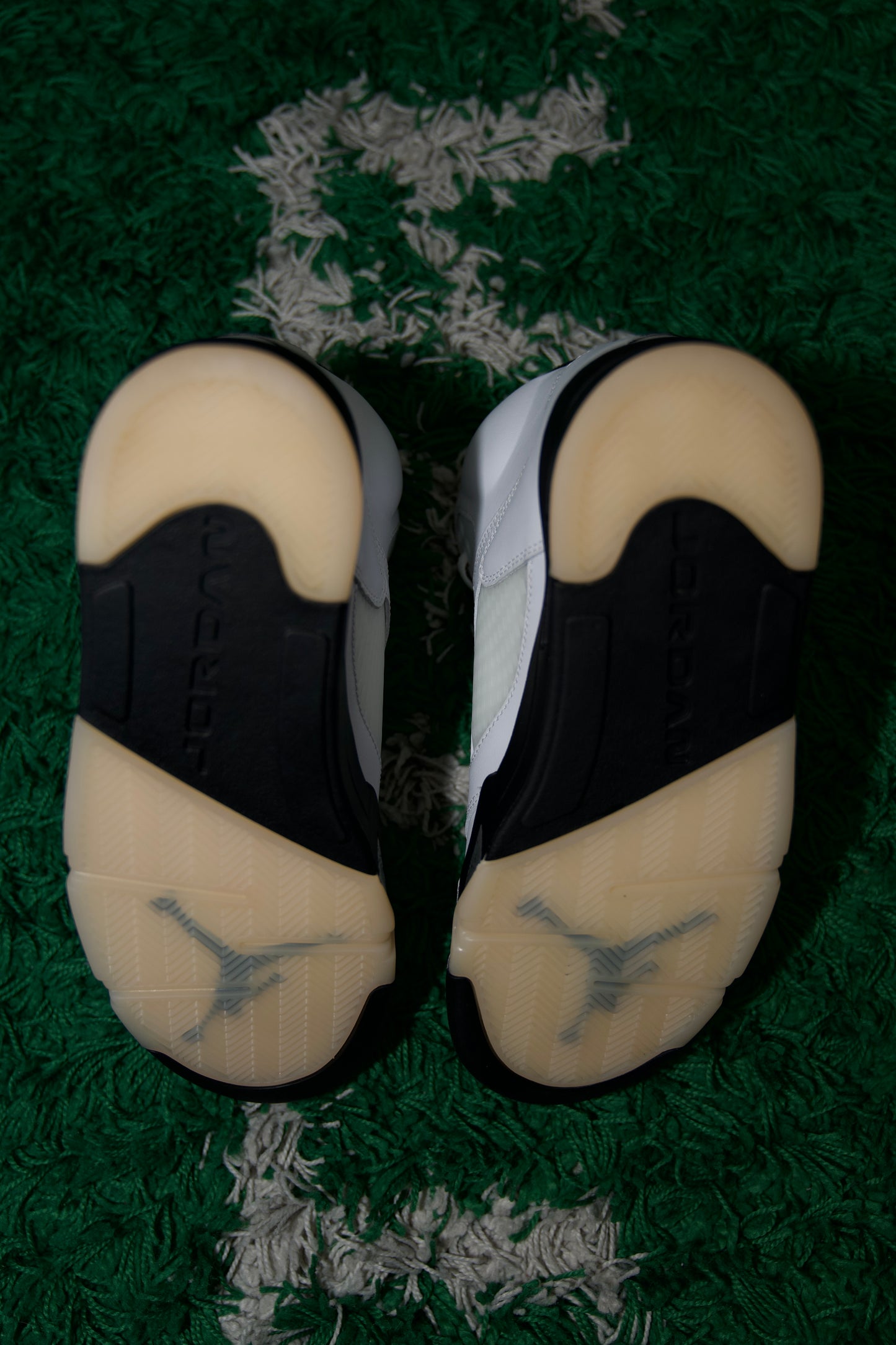 Jordan Retro 5 “White Black”
