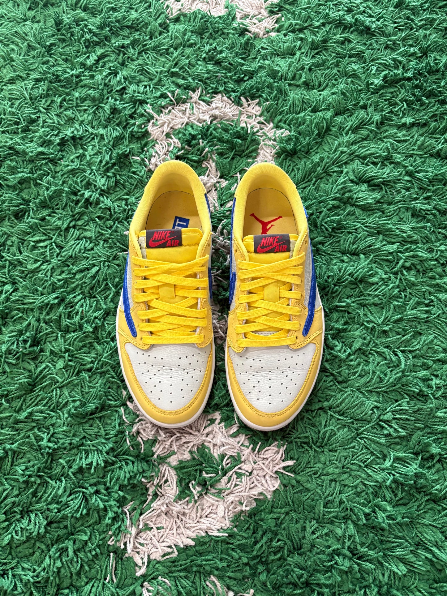 Travis Scott X Wmns Jordan Retro 1 Low “Canary”