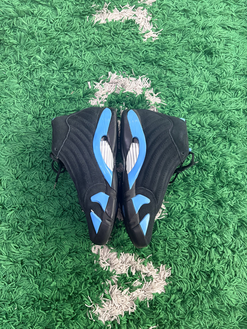 Jordan Retro 14 “University Blue”