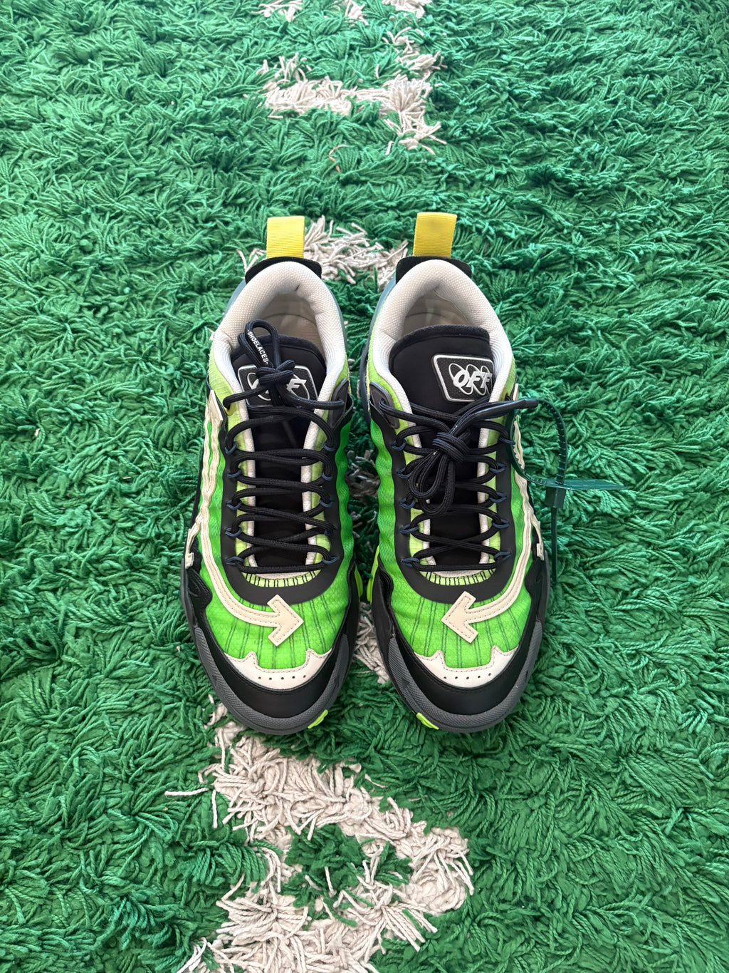 Off White Odsy-2000 “Green”