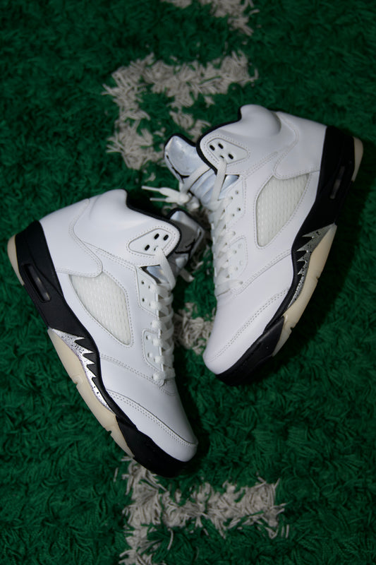 Jordan Retro 5 “White Black”