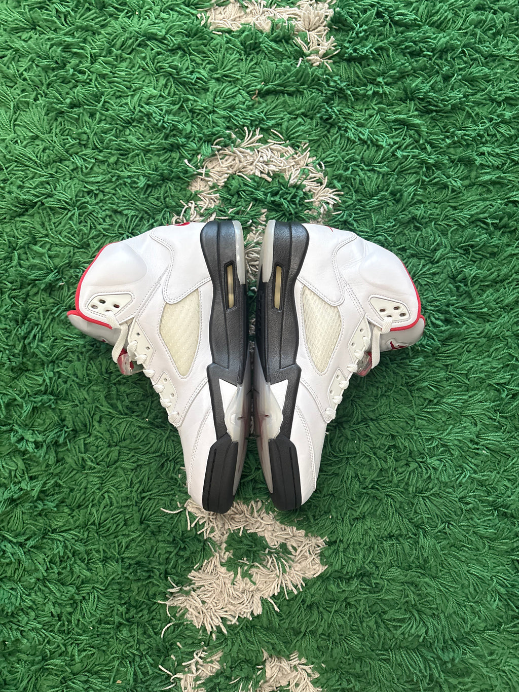 Jordan Retro 5 “Fire Red” 2020