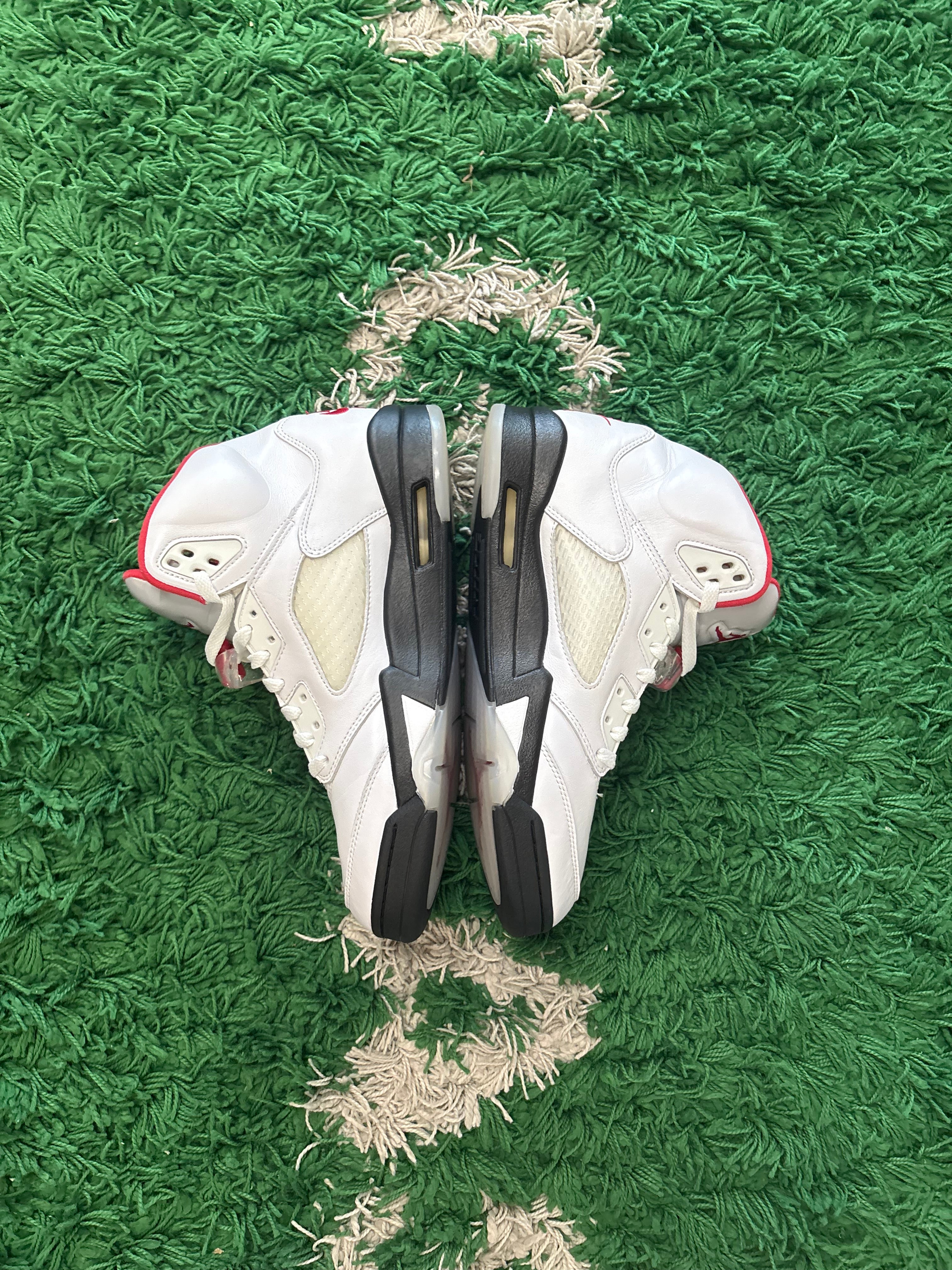 Jordan Retro 5 “Fire Red” 2020