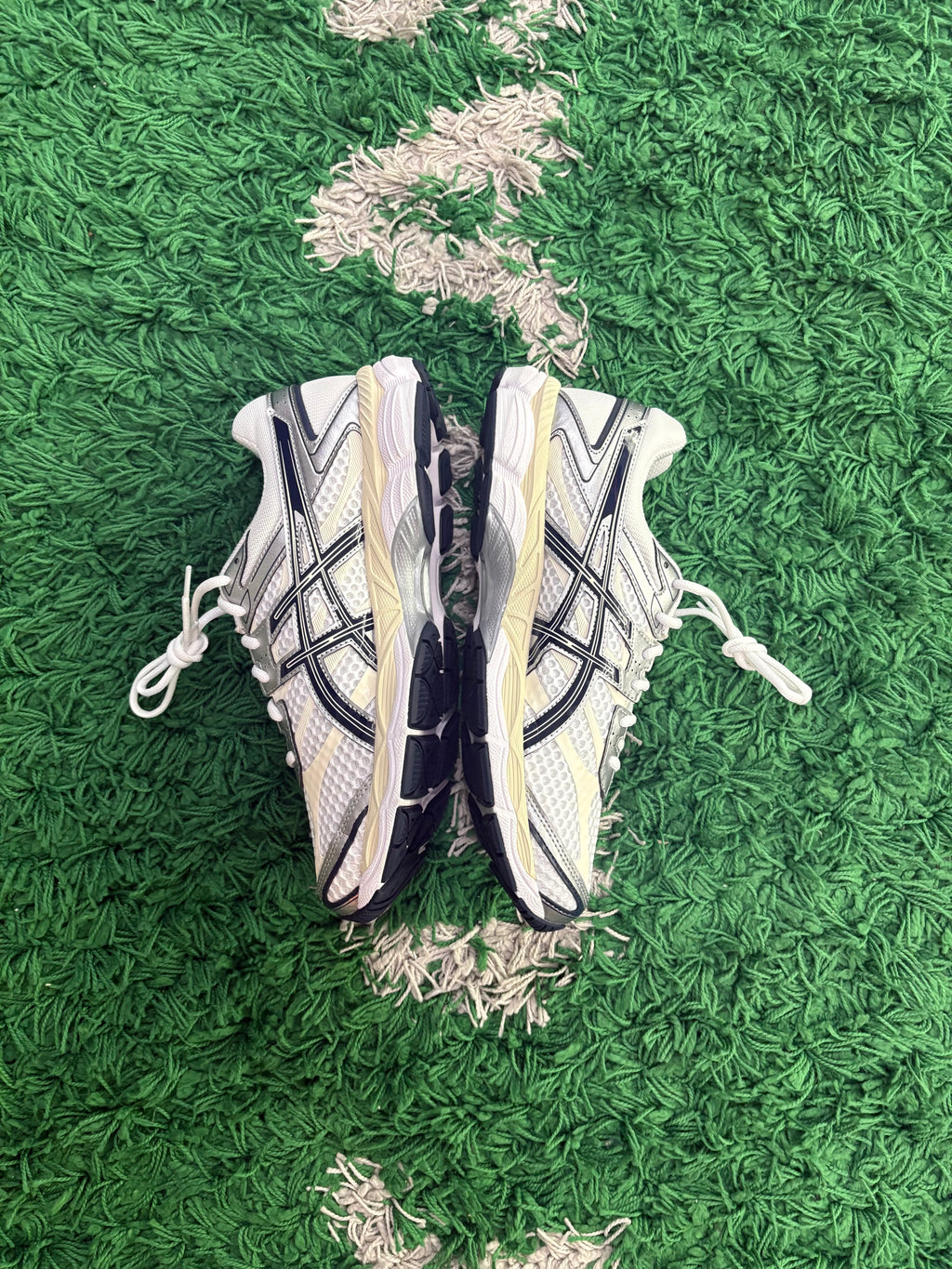 Asics Gel Cumulus 16 “White Midnight”