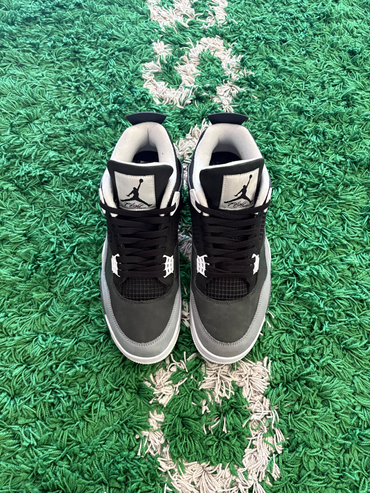 Jordan Retro 4 “Fear”