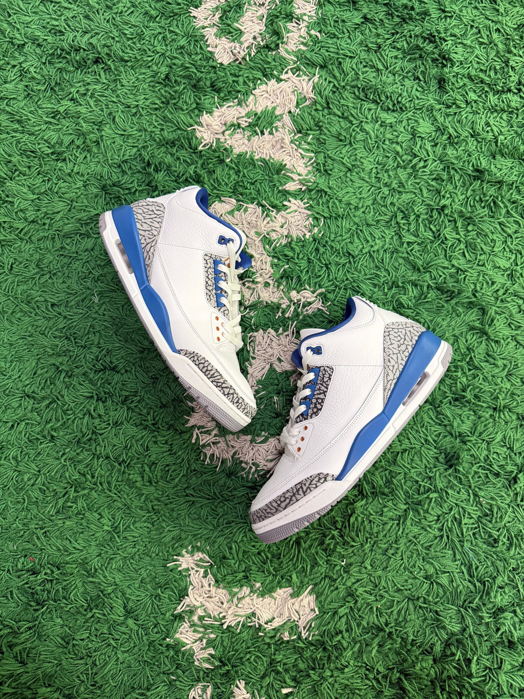 Jordan Retro 3 “Wizards”