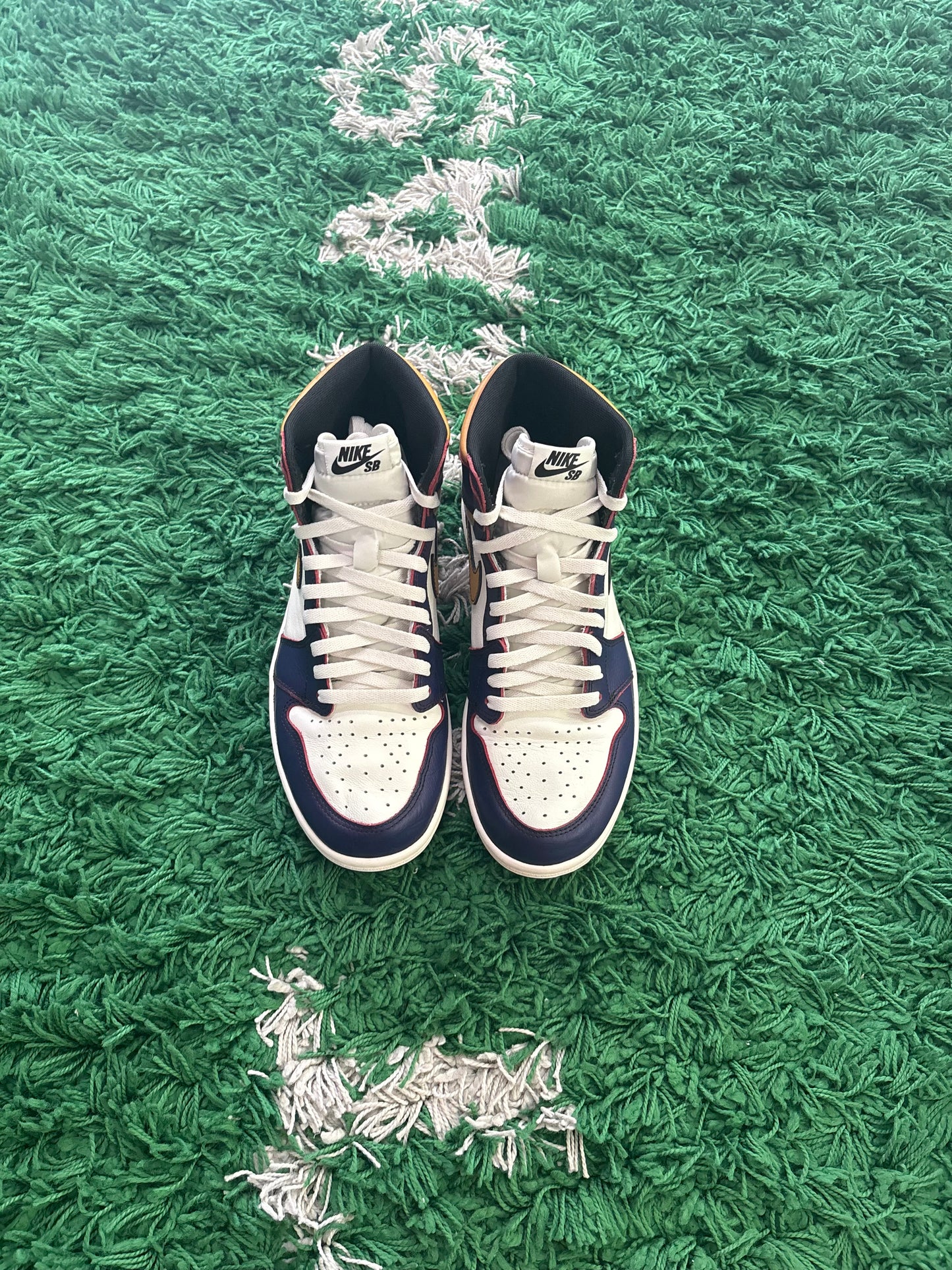 Jordan Retro 1 High “LA TO CHI”