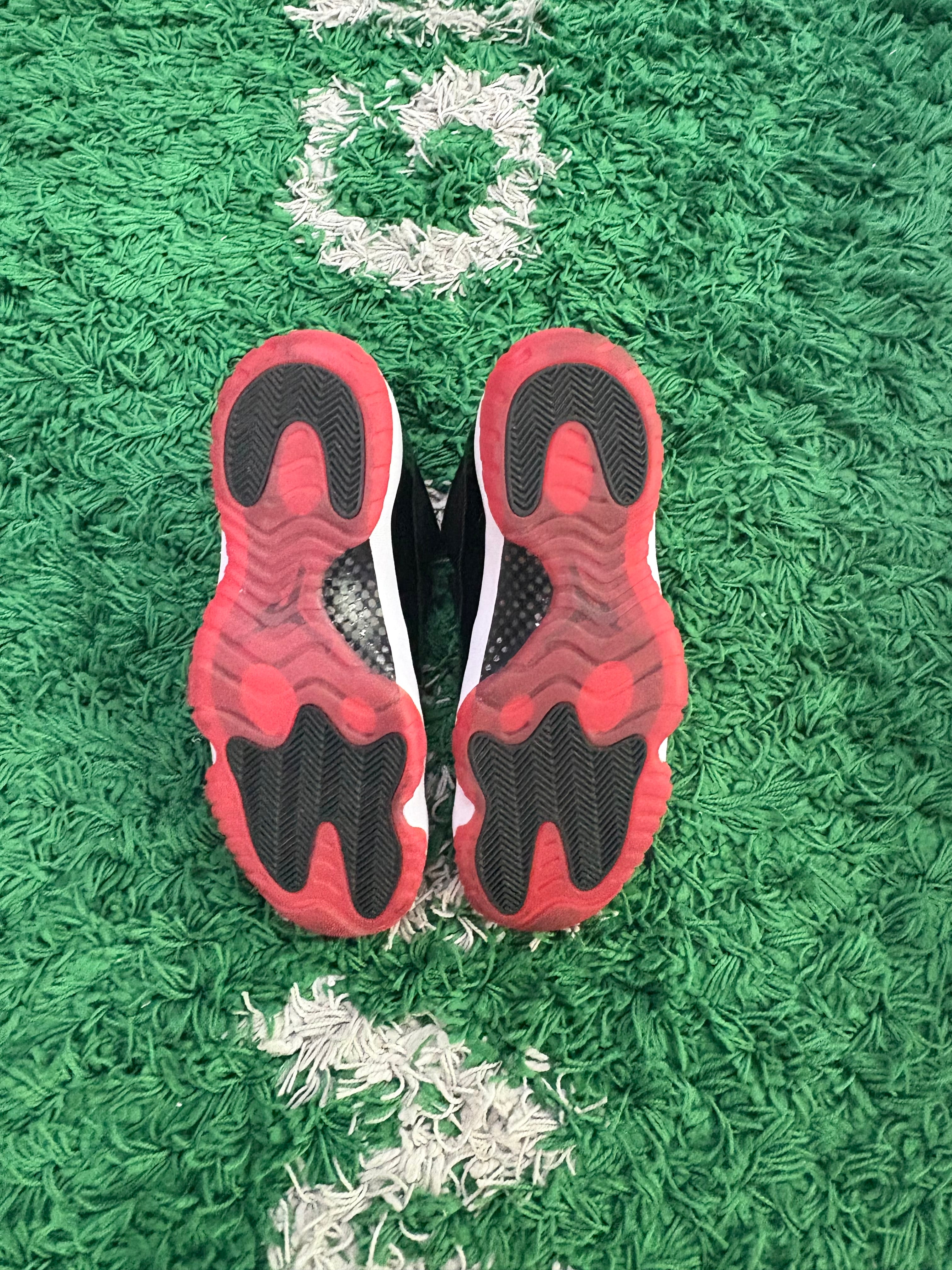 Jordan Retro 11 Low “Bred”