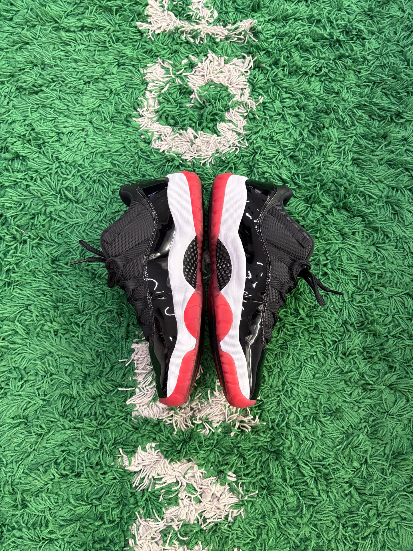 Jordan Retro 11 Low “Bred”