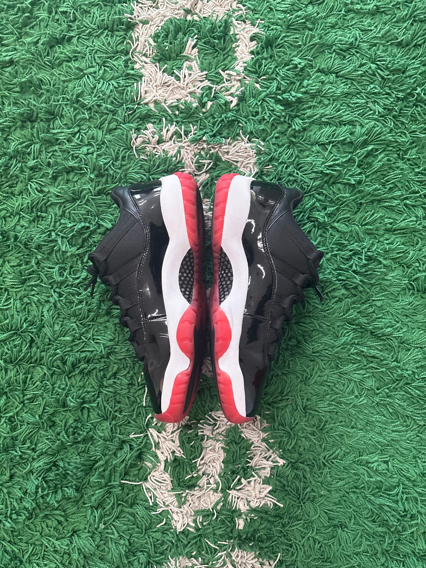 Jordan Retro 11 Low “Bred”