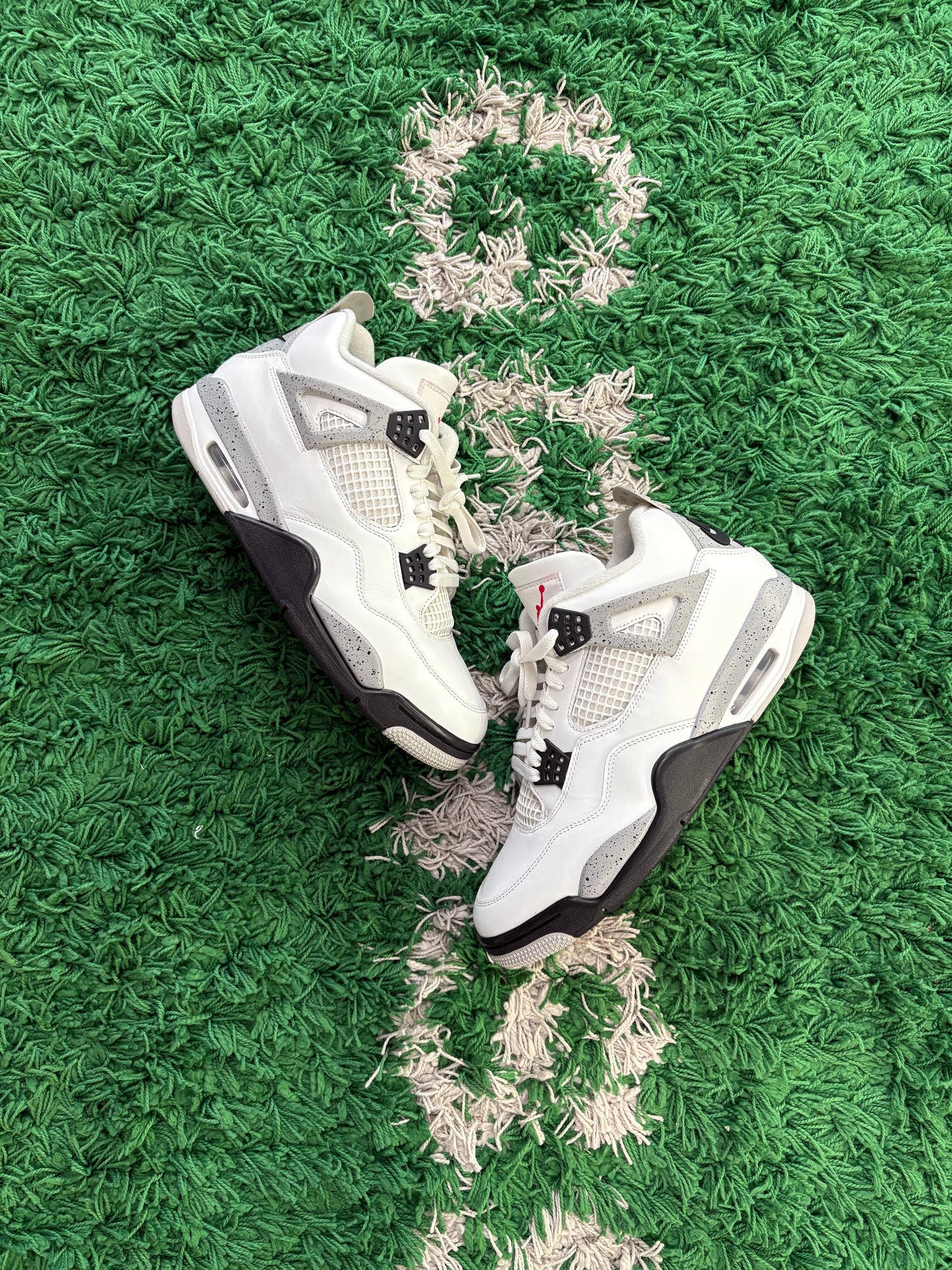 Jordan Retro 4 “White Cement” 2025
